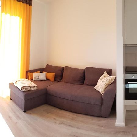 Ferienwohnung In Birkenwerder Mit Balkon Exteriör bild