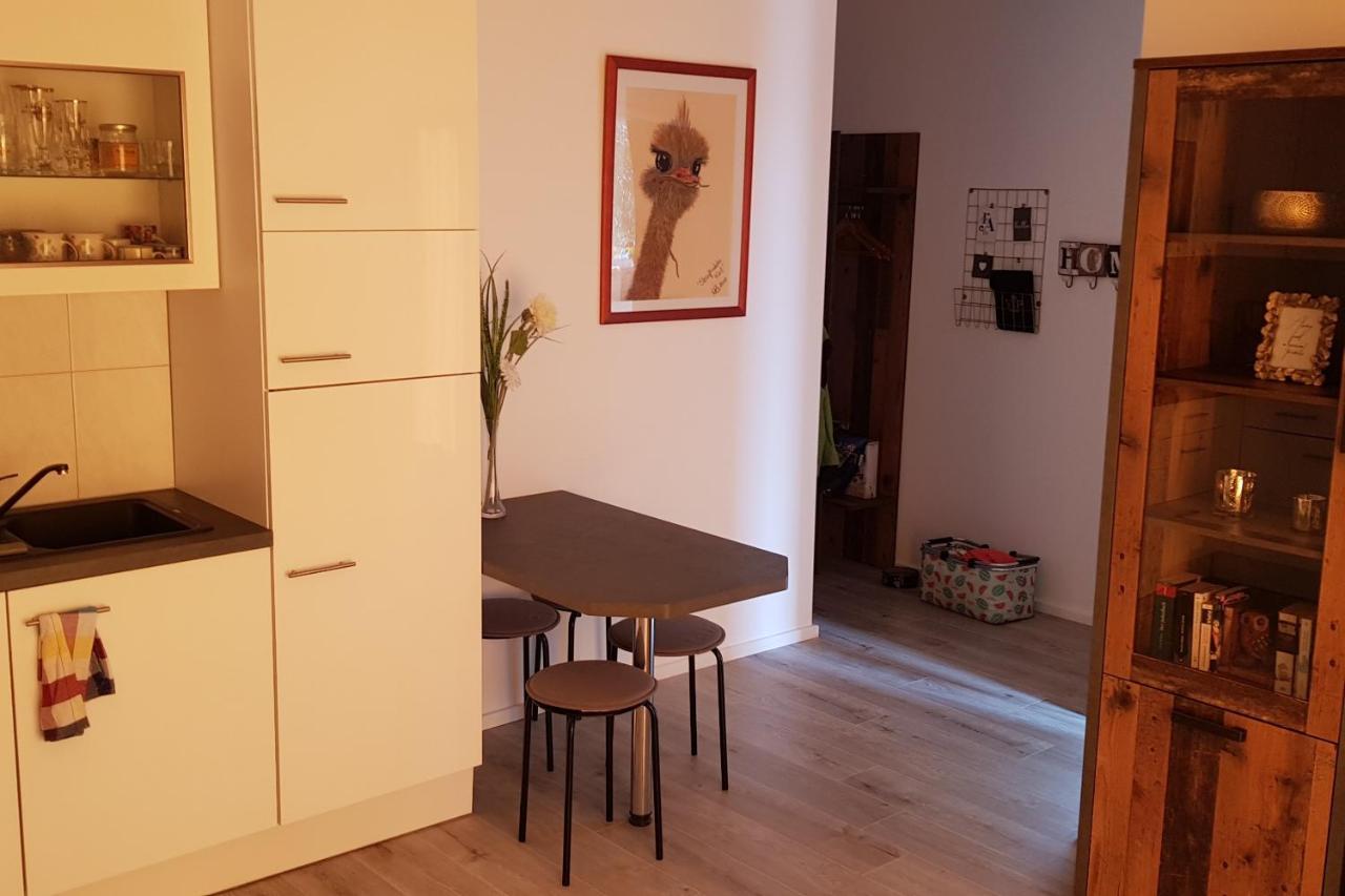 Ferienwohnung In Birkenwerder Mit Balkon Exteriör bild