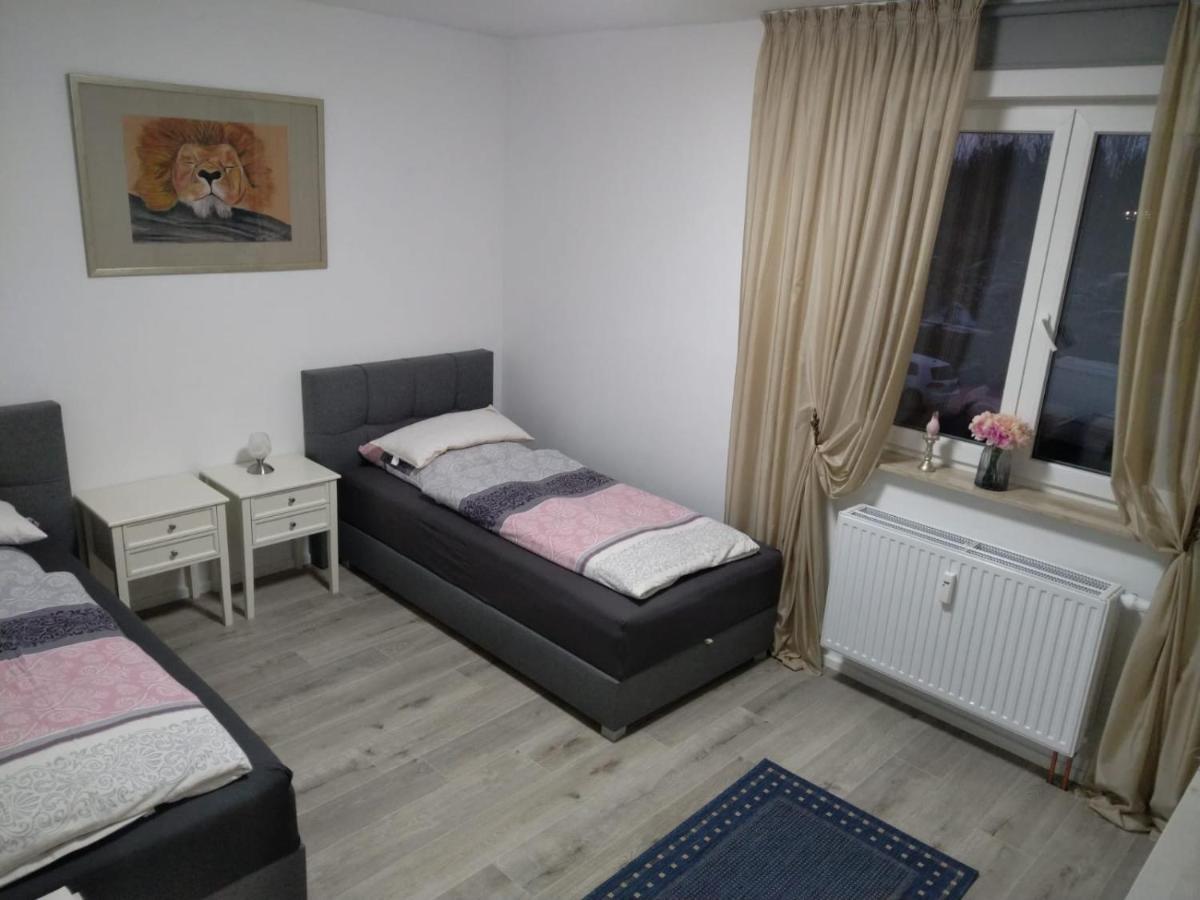 Ferienwohnung In Birkenwerder Mit Balkon Exteriör bild